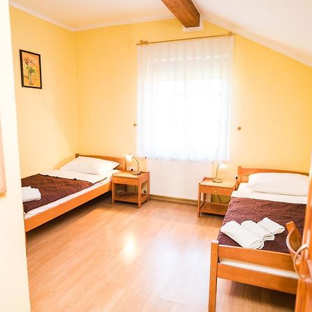 Hotel Vincentinum Novigrad Na Dobri Duga Resa Exterior foto