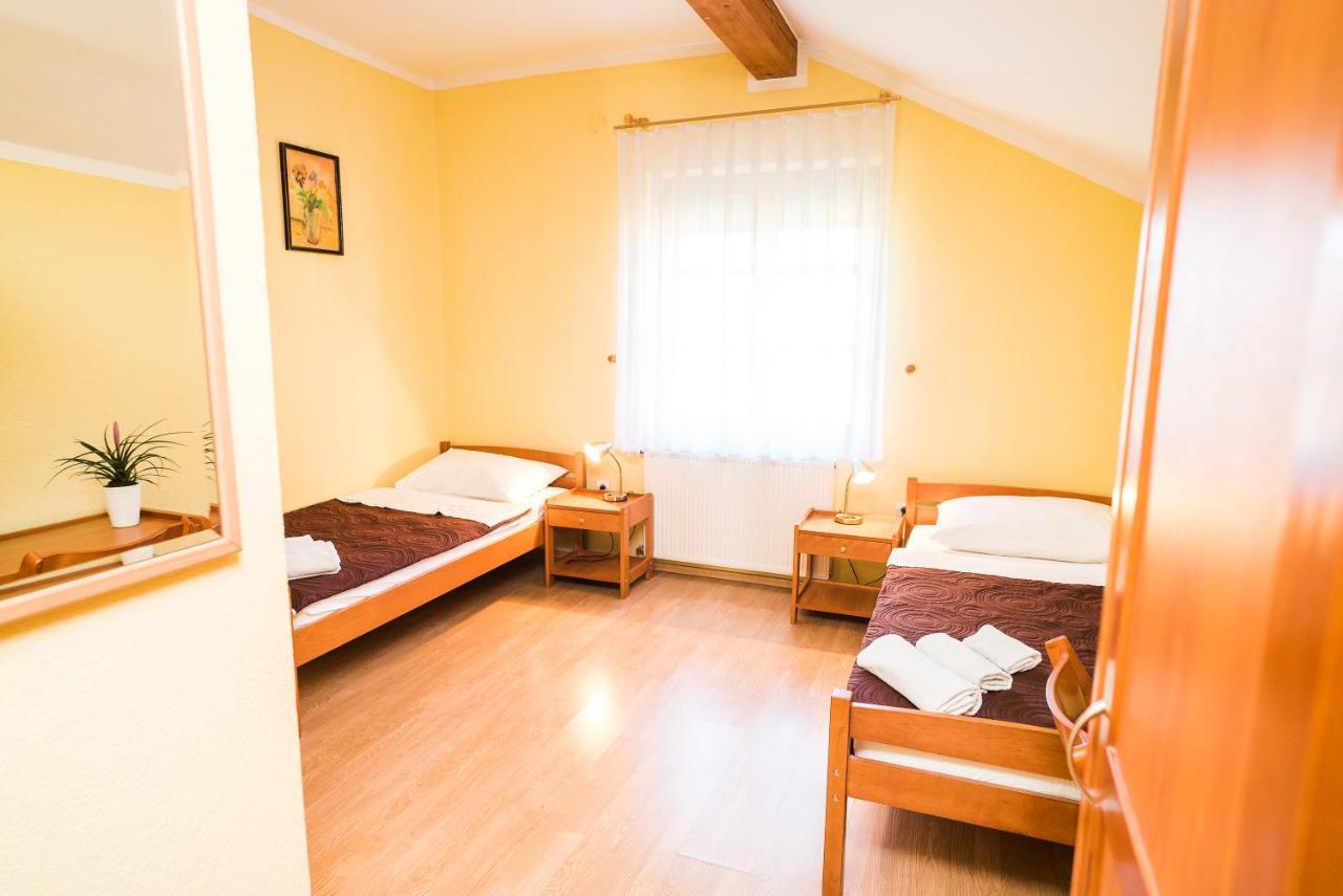 Hotel Vincentinum Novigrad Na Dobri Duga Resa Exterior foto