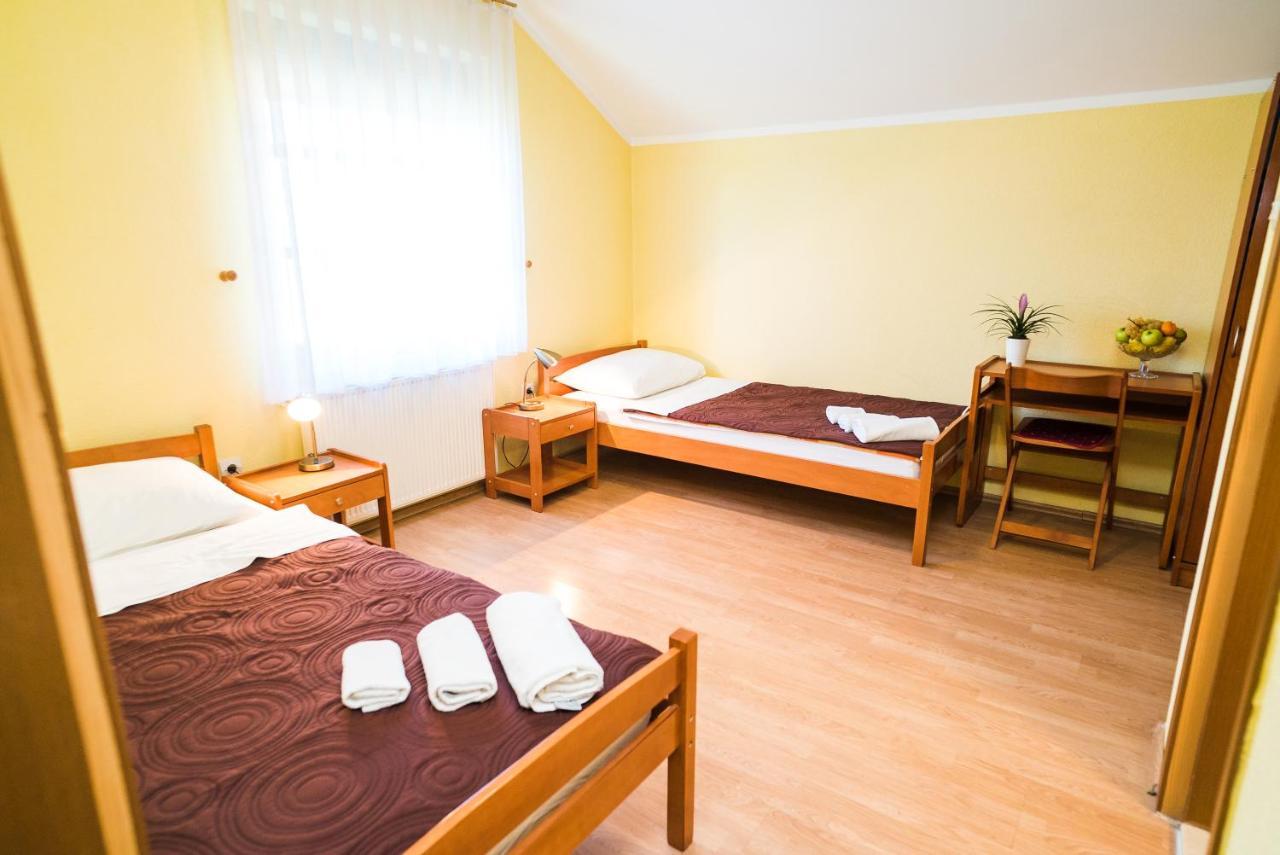 Hotel Vincentinum Novigrad Na Dobri Duga Resa Exterior foto
